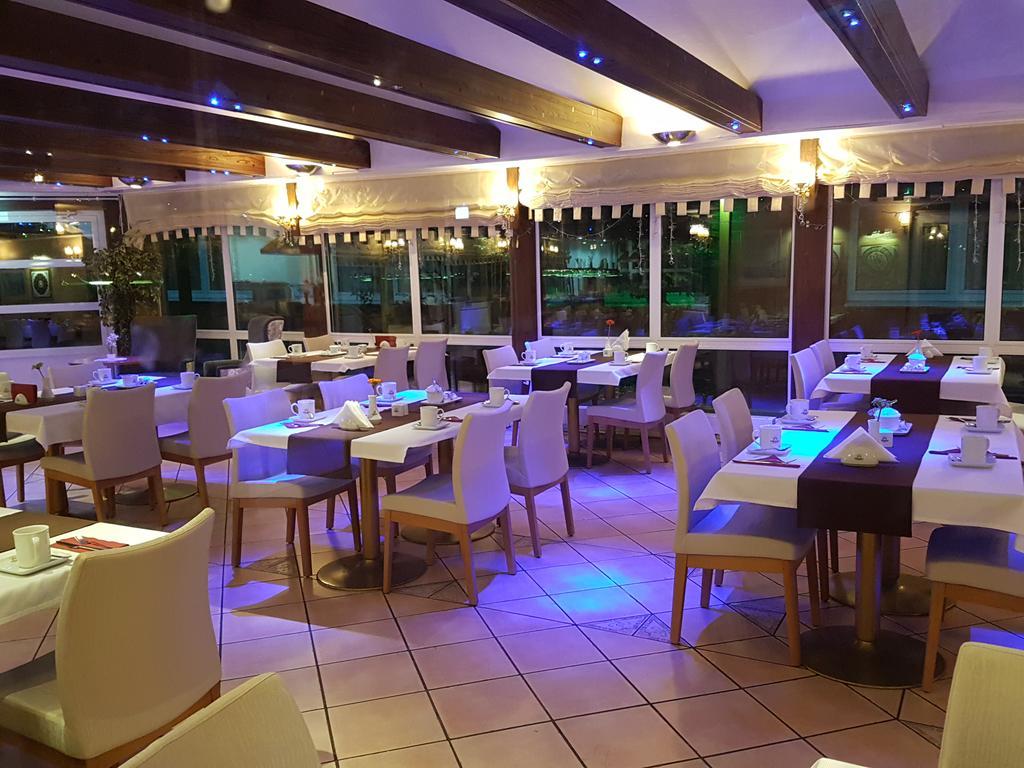 Fergana Uebersee Hotel Μπρέμερχαφεν Εξωτερικό φωτογραφία